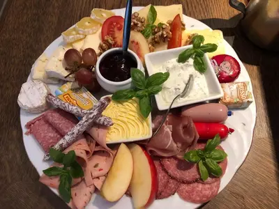 Essen im Hotel oder in der Nähe