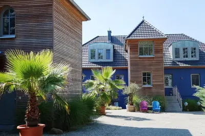 Das Gebäude in dem sich die Ferienwohnung befindet