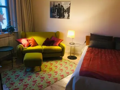 Ein Bett oder Betten in einem Zimmer der Unterkunft Kranichhof - Studio, Loft & Atelier