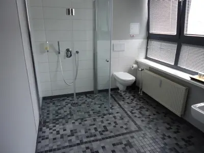 Ein Badezimmer in der Unterkunft Hotel Arena Inn - Berlin Mitte
