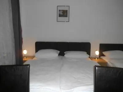 Ein Bett oder Betten in einem Zimmer der Unterkunft Hotel-Pension Dorma