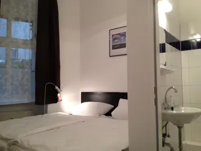 Ein Badezimmer in der Unterkunft Hotel-Pension Dorma
