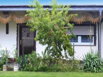 Ein Garten an der Unterkunft Bungalow in Lübben with a terrace