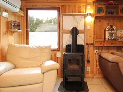 Ein Sitzbereich in der Unterkunft Bungalow, Wernsdorf