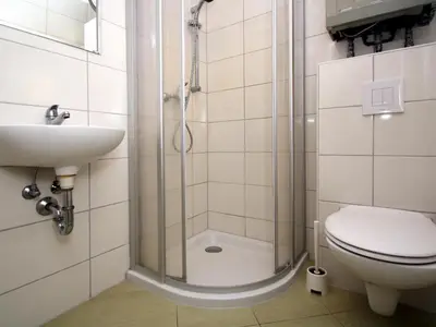 Ein Badezimmer in der Unterkunft Holiday home, Luebben