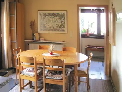 Ein Sitzbereich in der Unterkunft Ferienwohnung, Beetzseeheide