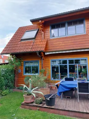 Ein Garten an der Unterkunft Ferienwohnung Heucke