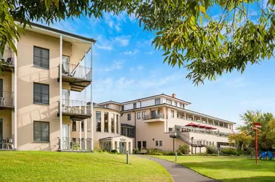 Das Gebäude in dem sich das Hotel befindet