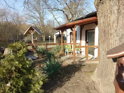 Ein Garten an der Unterkunft Spreewaldgasthaus Petkampsberg