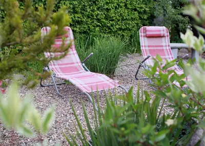 Ein Garten an der Unterkunft Ferienhaus Friedrichswalde