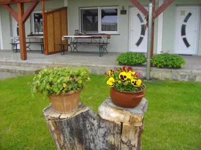 Ein Garten an der Unterkunft Apartments in Lübben Spreewald 26522