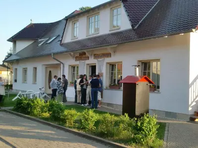 Das Gebäude in dem sich die Ferienwohnung befindet