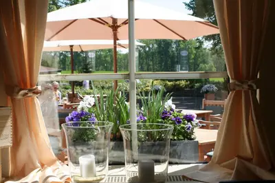 Ein Garten an der Unterkunft Gutshof Havelland
