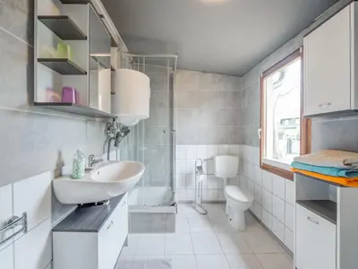 Ein Badezimmer in der Unterkunft Gartenbungalow in Blankenfelde-Mahlow