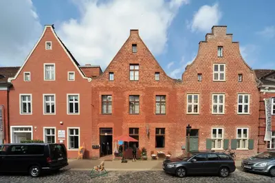 Das Gebäude in dem sich die Ferienwohnung befindet