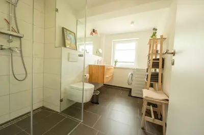 Ein Badezimmer in der Unterkunft kleineHauszeit das Ferienhaus am Grimnitzsee