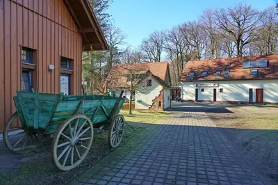Das Gebäude in dem sich die Ferienwohnung befindet