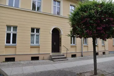 Das Gebäude in dem sich die Ferienwohnung befindet