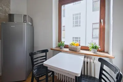 Küche/Küchenzeile in der Unterkunft Courtyard Apartment (LIDELI)