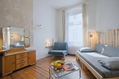 Ein Sitzbereich in der Unterkunft Courtyard Apartment (LIDELI)