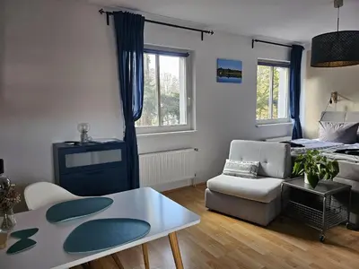Ein Sitzbereich in der Unterkunft Seepavillon Rheinsberg
