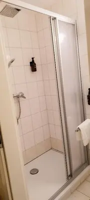 Ein Badezimmer in der Unterkunft Pension Elfmeter