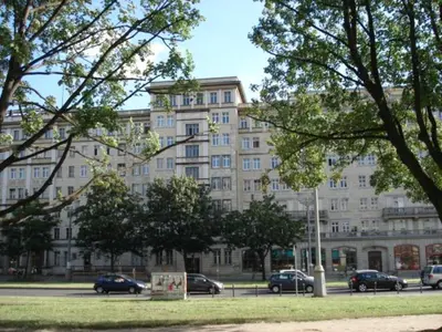Das Gebäude in dem sich die Ferienwohnung befindet