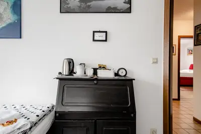 Ein Bett oder Betten in einem Zimmer der Unterkunft Ruhige Zimmer im Grünen