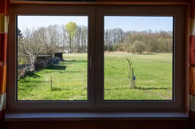 Ein Garten an der Unterkunft Ferienwohnung Sonnenblume Himmelpfort