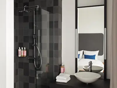 Ein Badezimmer in der Unterkunft Numa Berlin Drift