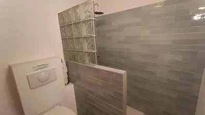 Ein Badezimmer in der Unterkunft Große Ferienwohnung in Peetzig am See