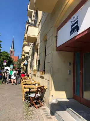 Das Gebäude in dem sich die Pension befindet