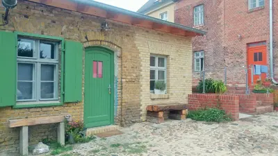 Das Gebäude in dem sich die Ferienwohnung befindet