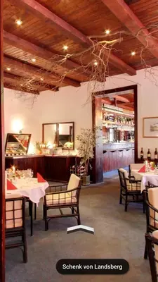 Ein Restaurant oder anderes Speiselokal in der Unterkunft Hotel & Restaurant Schenk von Landsberg