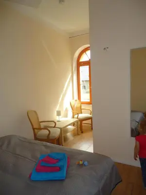 Ein Bett oder Betten in einem Zimmer der Unterkunft Ferienwohnung Gänseblümchen in Buchholz