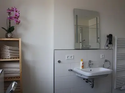 Ein Badezimmer in der Unterkunft Zum großen Zernsee am Hafen