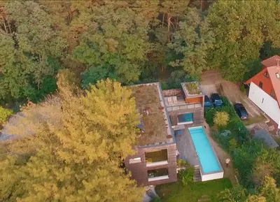 Der Swimmingpool an oder in der Nähe von Poolvilla