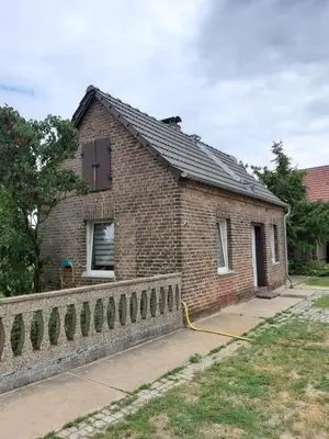 Das Gebäude in dem sich die Ferienwohnung befindet
