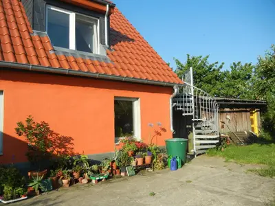 Ein Garten an der Unterkunft Kranichruf