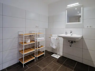 Ein Badezimmer in der Unterkunft Travel Art Boardinghouse