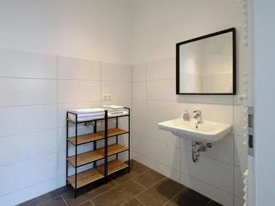 Ein Badezimmer in der Unterkunft Travel Art Boardinghouse