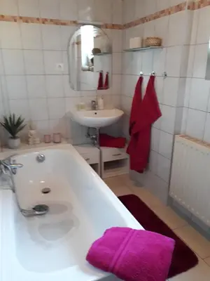 Ein Badezimmer in der Unterkunft Ferienwohnung zum Schuster