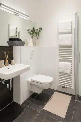 Ein Badezimmer in der Unterkunft glorious cloud apartment