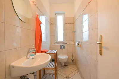 Ein Badezimmer in der Unterkunft Schwalbenflug 1 Berlin