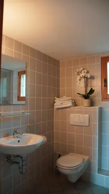 Ein Badezimmer in der Unterkunft Ferienpark am Hellsee