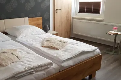 Ein Bett oder Betten in einem Zimmer der Unterkunft Stolpseeblick