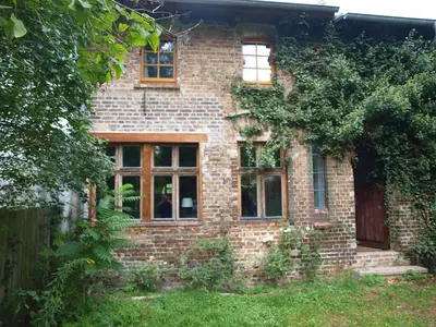 Ein Garten an der Unterkunft Natur erleben und Ruhe genießen