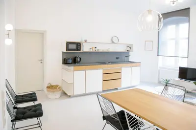 Küche/Küchenzeile in der Unterkunft Madflats Hotel-Apartments S-Bahn Friedenau