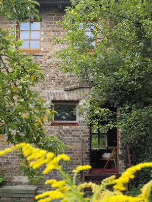 Ein Garten an der Unterkunft Natur erleben und Ruhe genießen
