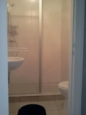Ein Badezimmer in der Unterkunft Apartment Jannowitzbrücke